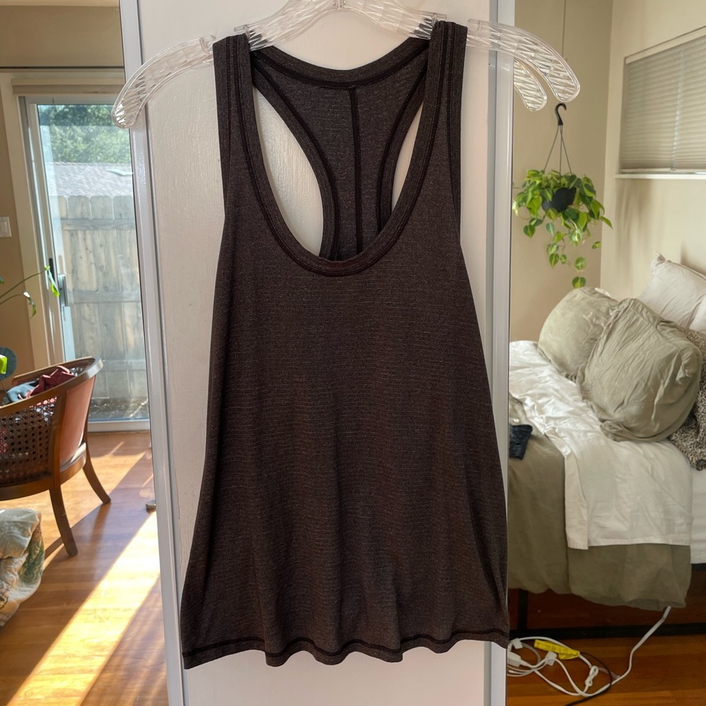 Lululemon tie back top